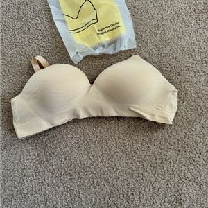 Wireless Strapless Convertible Bra in Beige